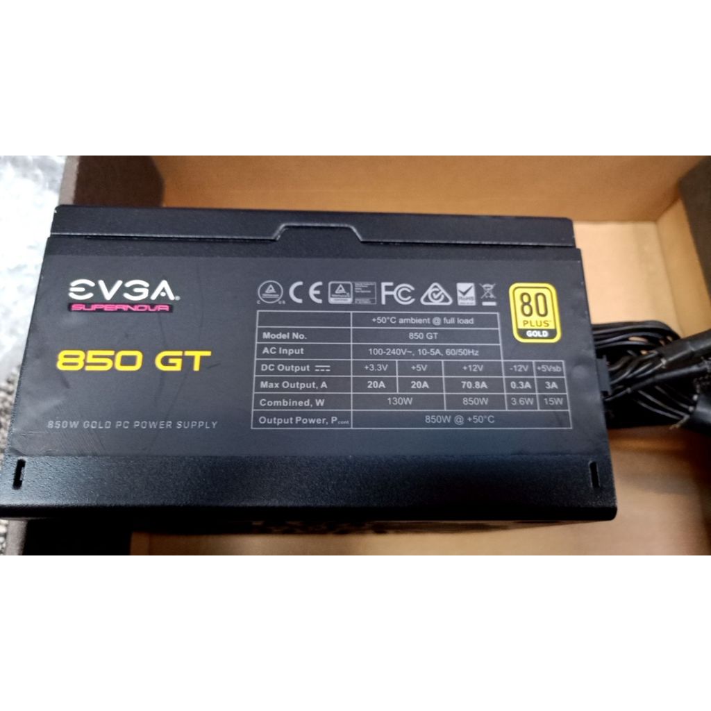 EVGA850W 金牌電源供應器（有少線不影響使用