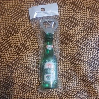 TAIWAN BEER 臺灣啤酒 酒瓶造型 開瓶器 金牌開瓶器（含磁鐵）