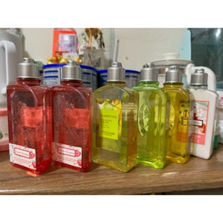 L'OCCITANE歐舒丹 草莓沐浴膠 綠茶沐浴膠 鈕扣菊沐浴膠 荔枝櫻花美體乳 馬鞭草洗髮乳 純境之光沐浴膠250ml