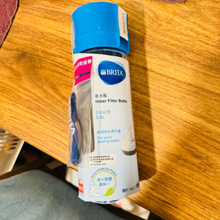 【BRITA】Fill&Go 隨身濾水瓶600ml/藍色全新