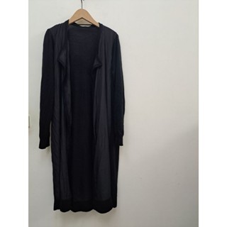 giordano ladies 女 百搭 黑長版針織薄外套尺寸:03號 聚丙烯腈纖維50%， 羊毛50%