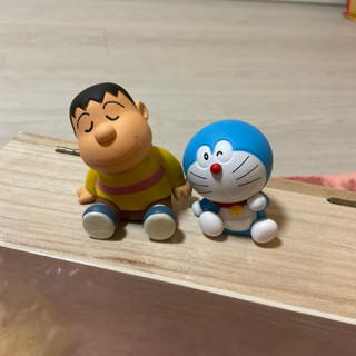 扭蛋 公仔 轉蛋玩具 卡通人物 睡覺系列 倚靠 肩睡覺 好想睡 閉眼 扎眼 胖虎 小叮噹 哆啦A夢