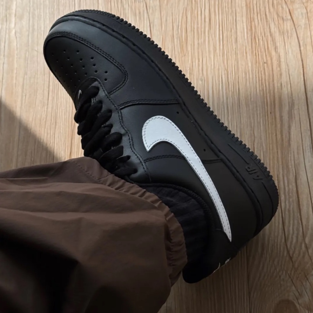 -EJ- 現貨 NIKE AIR FORCE 1 AF1 黑白 全黑 白勾 黑武士 男鞋 FZ0627-010