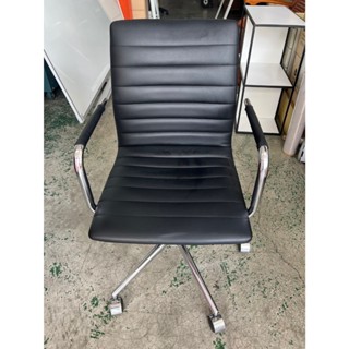 【全國二手傢具】黑色皮面扶手OA椅*有油壓* /辦公椅/OA椅/活動椅/辦公設備/書桌椅/居家辦公/二手辦公椅