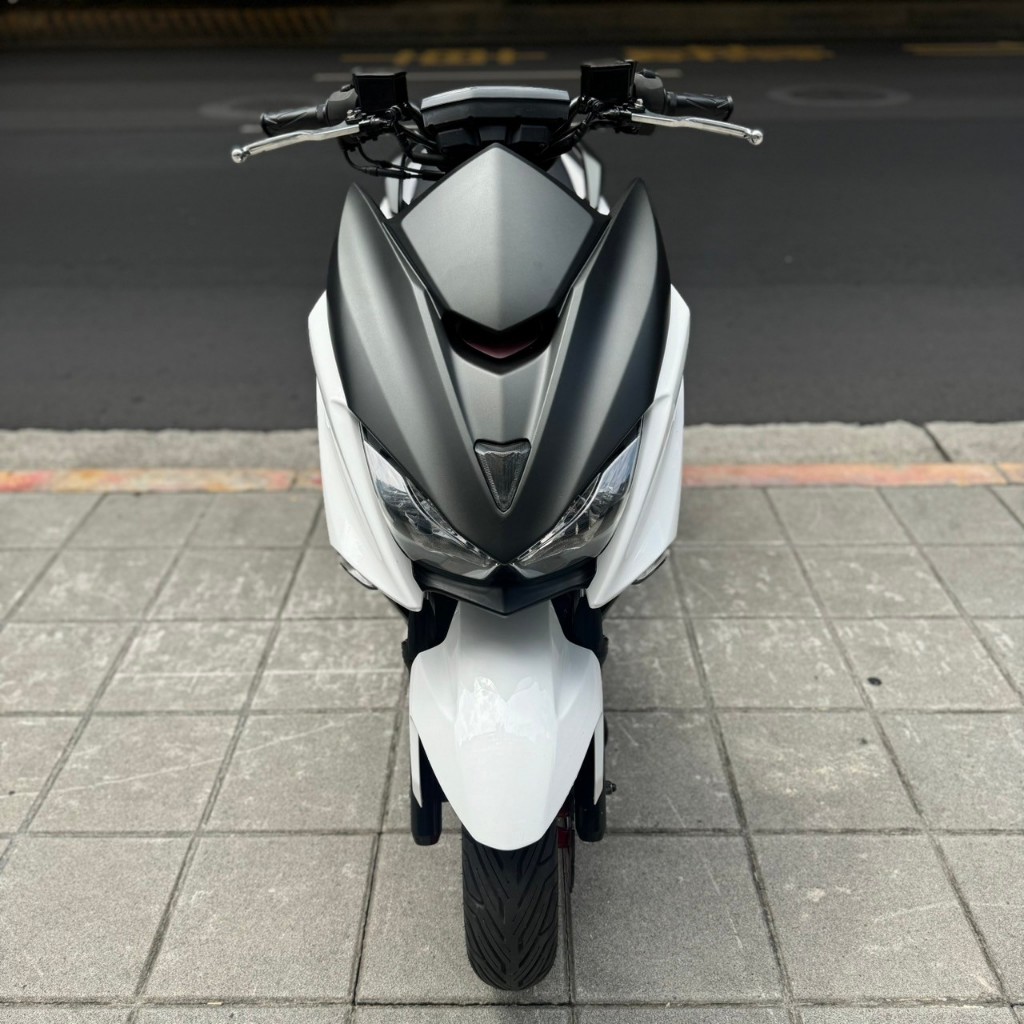 (貳輪嶼二手機車-新北中和店) 2018年 FORCE 155 #2555