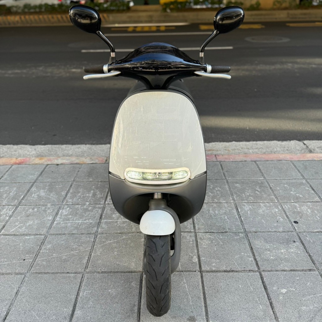 (貳輪嶼二手機車-新北中和店) 2016年 GOGORO 1 PLUS #9668