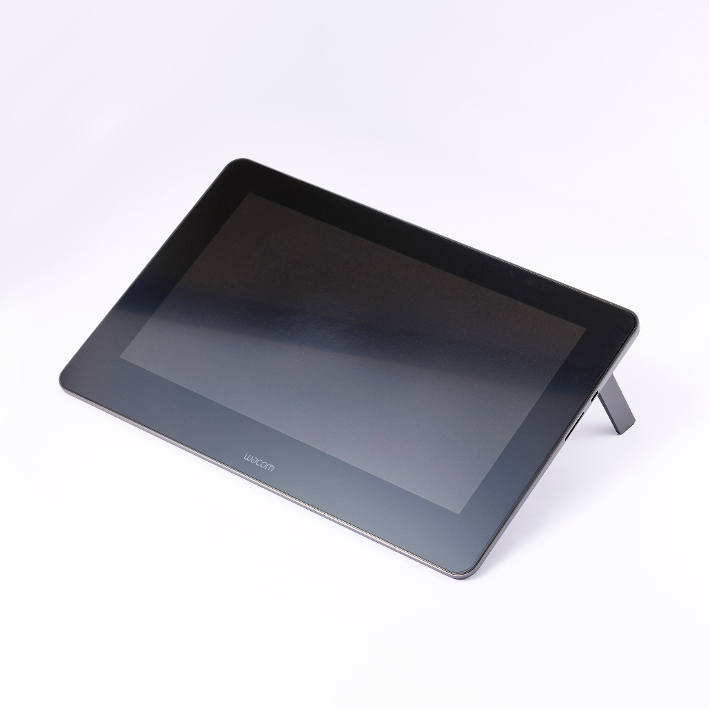 Wacom Cintiq Pro 13HD touch 專業液晶感壓觸控繪圖板 / DTH-1320