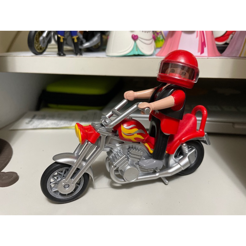 Playmobil  摩比 摩比人檔車女孩 哈雷 重機 紅機車 安全帽