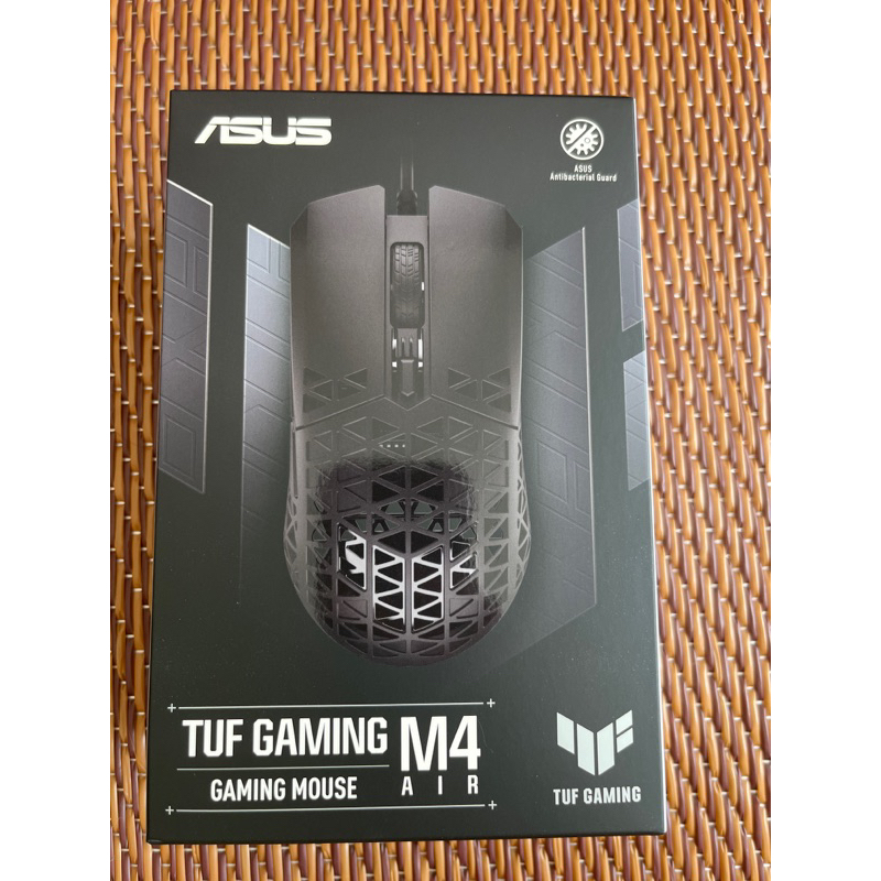 華碩 ROG TUF GAMING M4 AIR 電競滑鼠