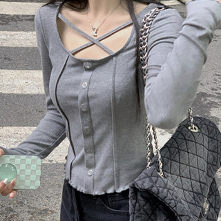 秋冬韓版心機辣妹風短版上衣 短版長袖上衣 長袖t恤 打底上衣 顯瘦短版 女裝 衣服 長袖上衣 長袖上衣