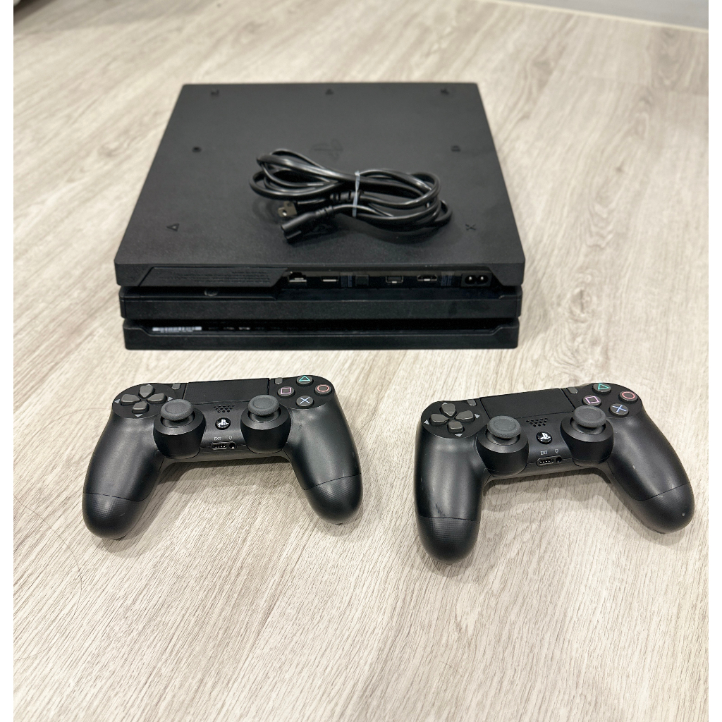 SONY PS4 PRO CUH-7218B 1TB 極致黑