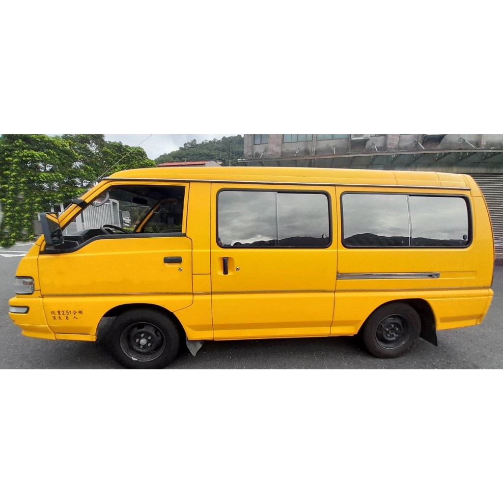 2009年 得利卡 黃色 手排  得利卡 Delica 廂型 露營車 箱型車 客貨兩用 八人座  賺錢神車 冷氣冷 車況