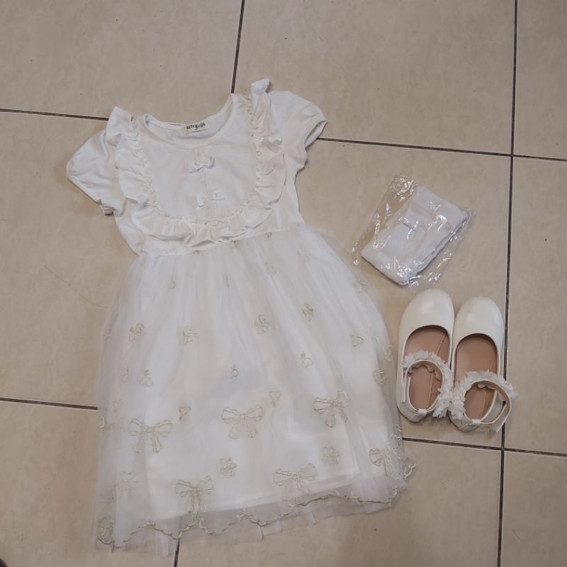 女童白色洋裝（全部）、畢業洋裝、花童、女童童鞋、娃娃鞋～二手童裝、童鞋