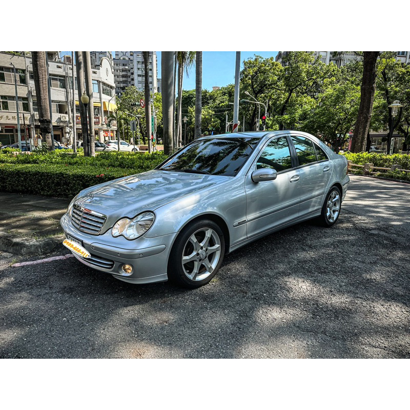 優質嚴選中古車二手車商行 MERCEDES-BENZ 梅賽德斯-賓士 W203 C200 KOMPRESSOR