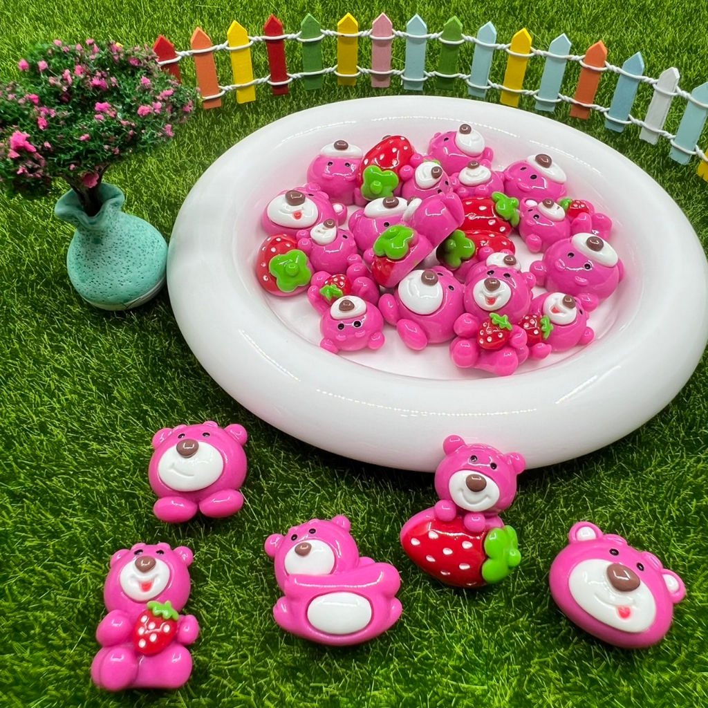 DIY可愛萌物🌈✨手工DIY飾品 草莓熊  樹脂配件 多款可愛小飾品 手機殼裝飾配件 冰箱貼裝飾 手工配件