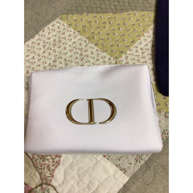 全新Dior白色帆布化妝包（贈品）