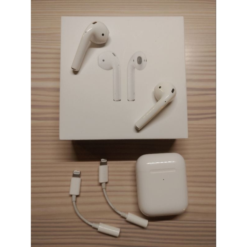 [二手][女用]apple airpods 2可無線送電 無線藍芽耳機