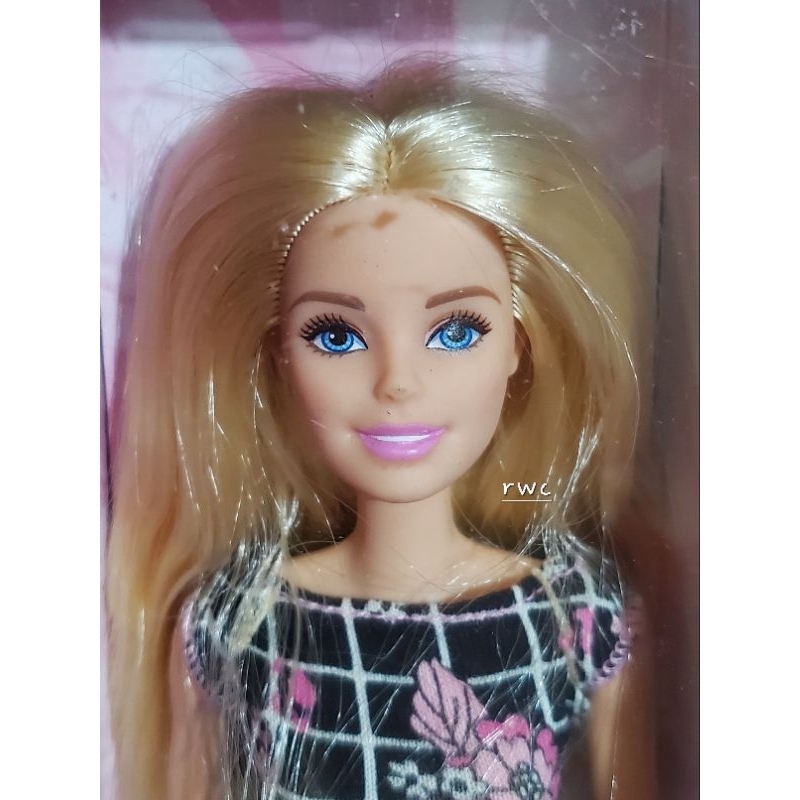 💟全新😉現貨💟收藏正版芭比娃娃 2015 PINK TASTIC BARBIE DOLL BARBIE BASICS