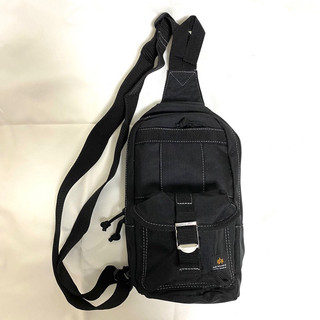 (特價優惠)日本 ALPHA INDUSTRIES 黑色 軍綠色 單肩包 單肩後背包 0474800 全新品