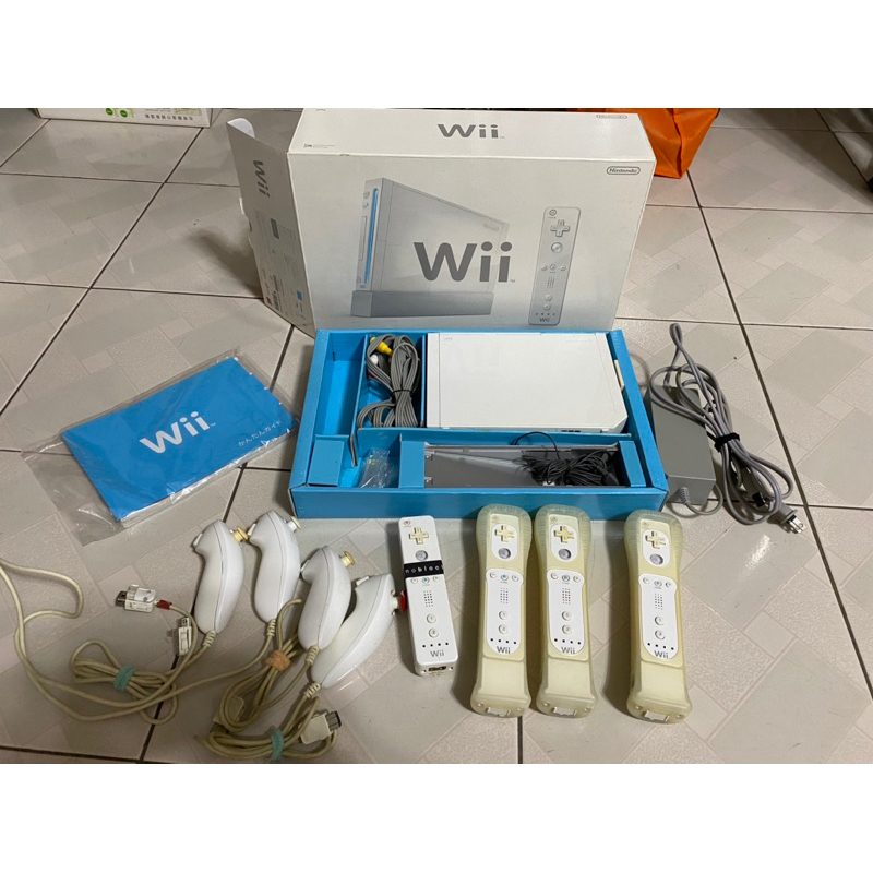 二手wii 套組+遊戲片+wii fit 平衡板