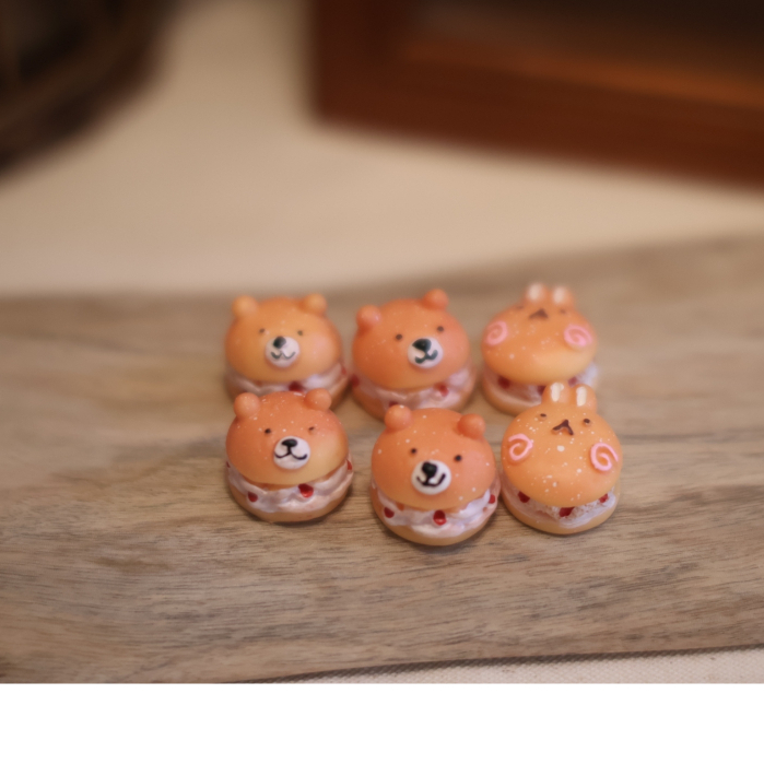 【植豬】熊熊草莓奶油麵包 兔子草莓奶油麵包 微縮小擺飾 小花插 盆栽裝飾