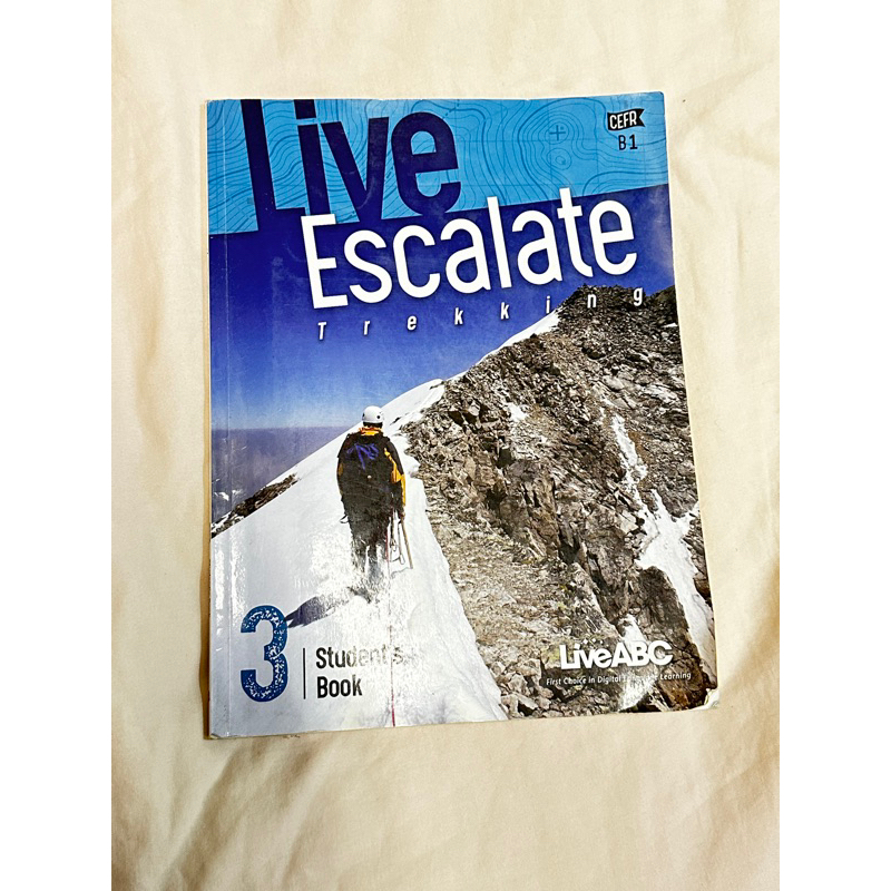 Live Escalate 3 student book