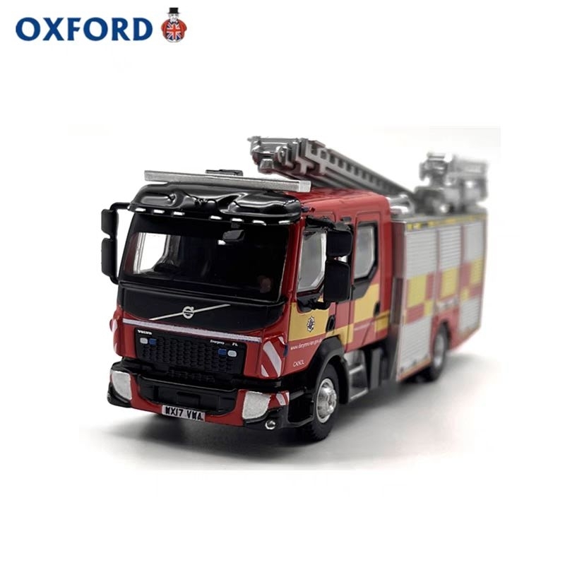 （現貨）OXFORD 1:76 Volvo-FL 緊急泵梯消防車 合金模型