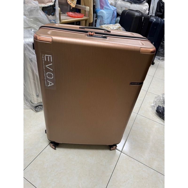 samsonite 新秀麗EVOA 30吋可擴充行李箱