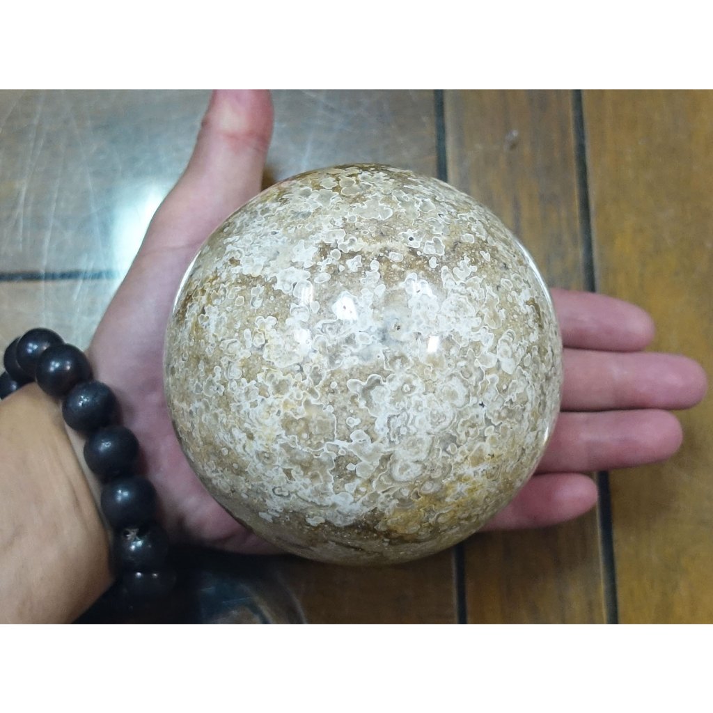 §能量礦石§ 印尼 sakura stone 珊瑚玉 櫻花石球1688.5g 直徑111mm 編號51