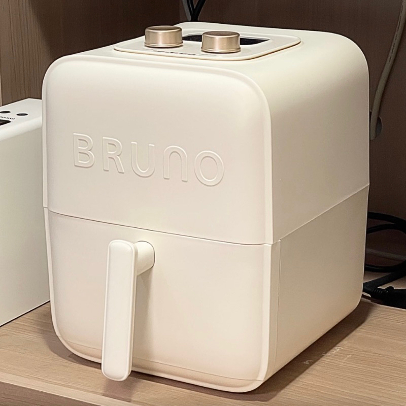 Bruno 美型智能氣炸鍋 象牙白 奶油白 BZK-KZ02TW 近全新 氣炸鍋 日系質感廚房必備 保固內