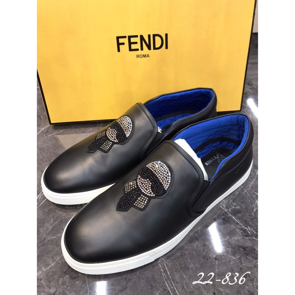 高雄凡賽斯歐洲精品 FENDI 芬迪 水鑽老佛爺LOGO 黑色 懶人鞋 休閒鞋 布鞋 板鞋 穆勒鞋