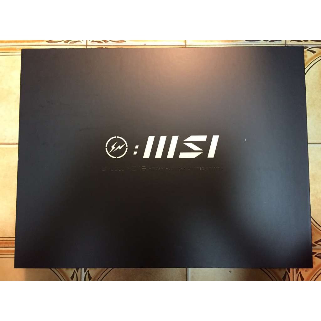 MSI Creator Z16 x 藤原浩聯名款繪圖筆電(已絕版)(二手近全新)