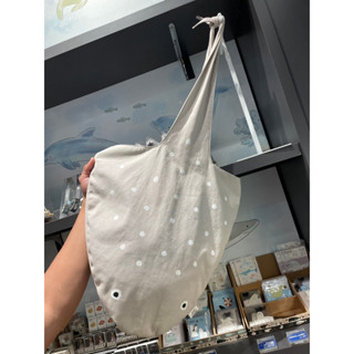 【Do小姐】Xpark 魟魚環保袋 海洋生物 造型帆布袋 灰 便當袋 肩揹包 側揹包 手提包 購物袋 帆布 限定
