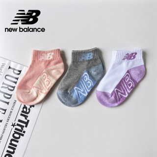 【New Balance】 NB 童趣棉襪三入組_中性_白粉灰_LAS39233AS4