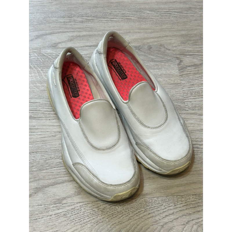 skechers  resalyte 白色休閒鞋/護士鞋24.5CM