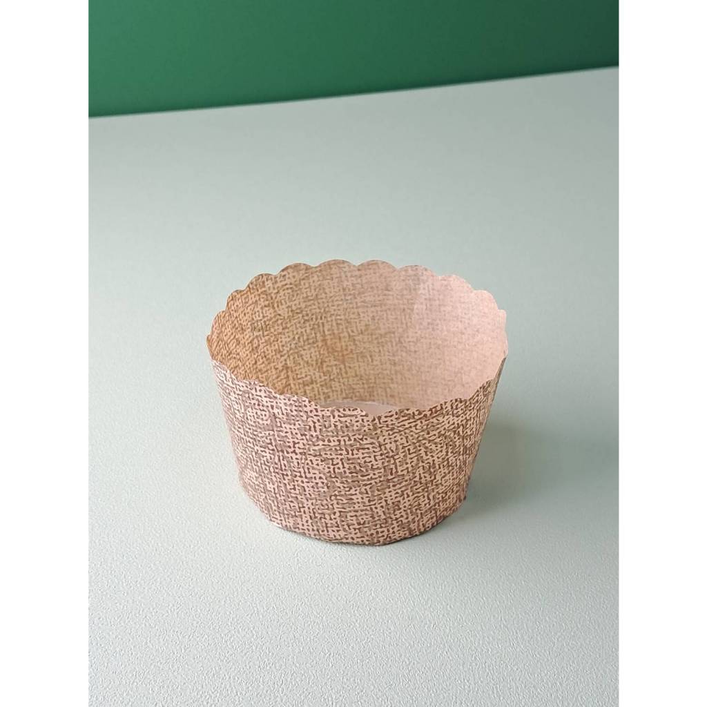 【烘焙用具】日本製 質感波浪 馬芬烘烤紙杯-經典淺咖L號 杯子蛋糕 蛋糕杯 蛋糕紙杯 可超取