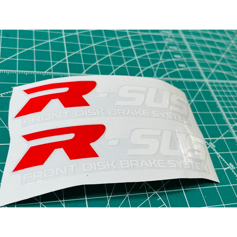 🌟 風梭 前叉貼 super 飛梭 Dio EZ 碟煞版 前叉 貼紙 紅 白 字 透明底 白墨 任何車色可貼 R SUS