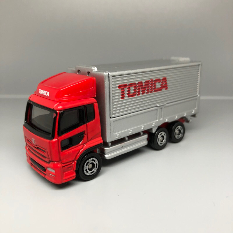 Tomica 31 Nissan diesel