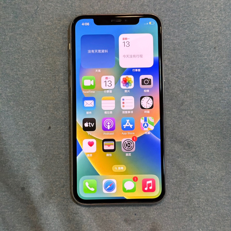 iPhone 11 Pro 256G 銀白 功能正常 二手 11pro IPhone11pro 6.1吋 螢幕刮傷 台中