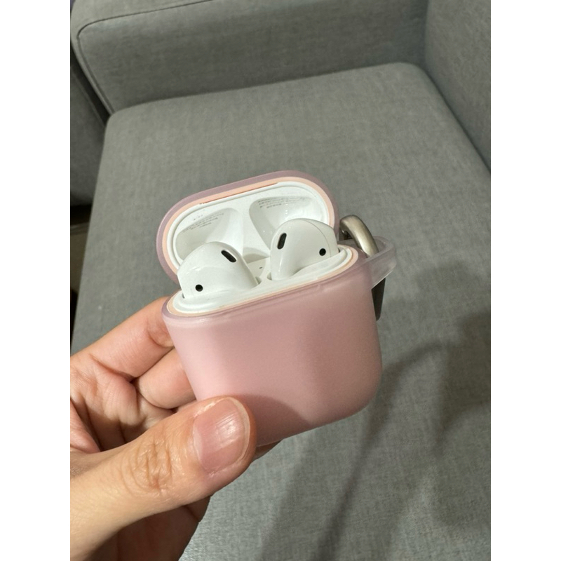 AirPods 2 9成新 附贈犀牛盾保護殼