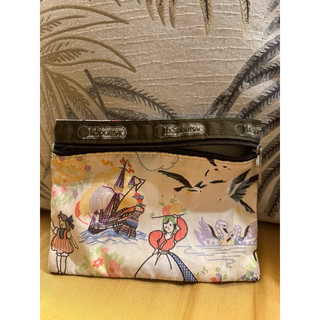 「現貨」LeSportsac 化妝包收納包 超可愛收納包 輕量化妝包 旅行藥包 旅行化妝包 出清