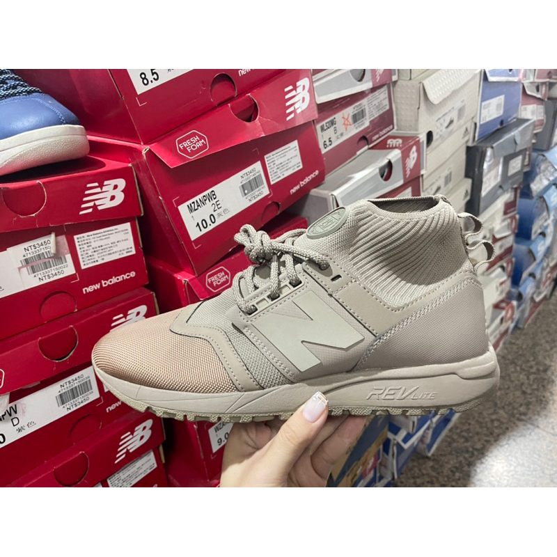 大灌體育👟出清特賣 過季商品 New balance 休閒鞋 慢跑鞋 MRL247ON 沙漠風暴 中筒 襪套