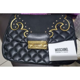 近新正品 moschino二用牛皮肩揹包 皮革斜跨包 真皮菱格包鏈條包