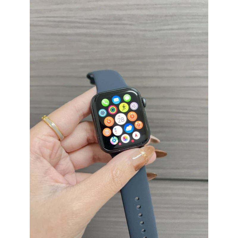 二手🫶🏻 Apple Watch SE GPS 44mm 太空灰❤️‍🔥請勿直接下單 請聊聊告知⚠️