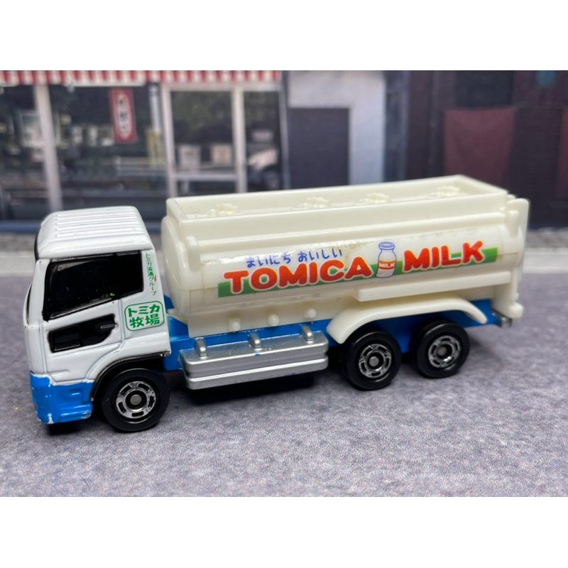 Tomica Milk 油罐車 乳業運輸車  牧場 牛乳車 diesel 多美 UD