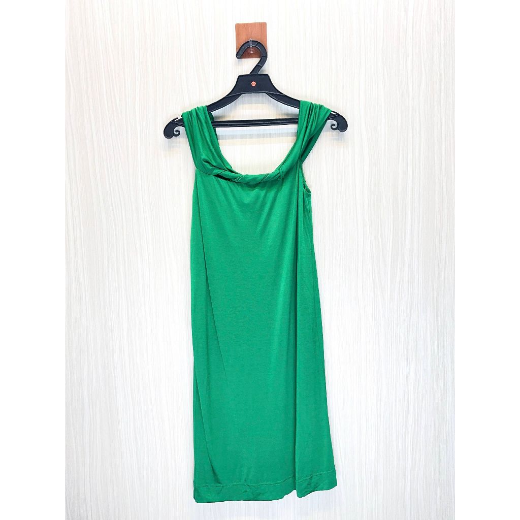 IROO 台灣精品專櫃 綠色素面無袖洋裝