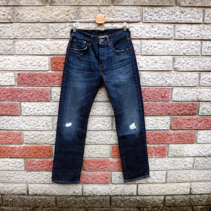 levis 501 二手牛仔褲- 正品 經典小破壞-(levis 00501-1688)-W29