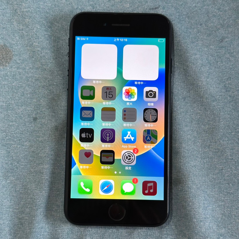 iPhone SE 2 64G 黑 功能正常 二手 IPhonese2 se2 4.7吋 apple 螢幕刮傷 美版