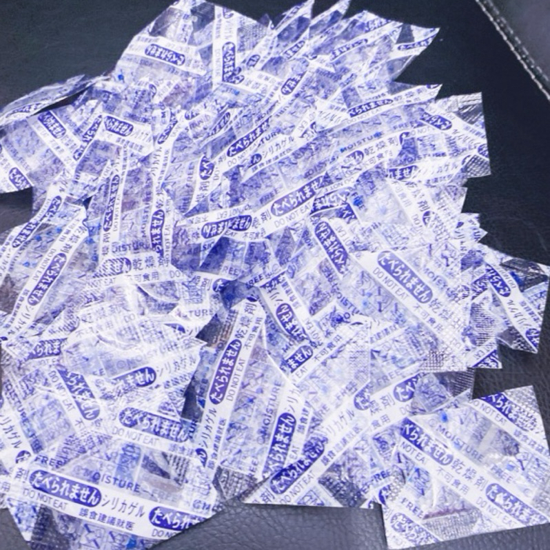隔日到貨【罐老闆】1公克食品級乾燥劑 1 包 小罐用 健康食品 藥品 維他命 水玻璃 除濕包 月餅乾燥劑