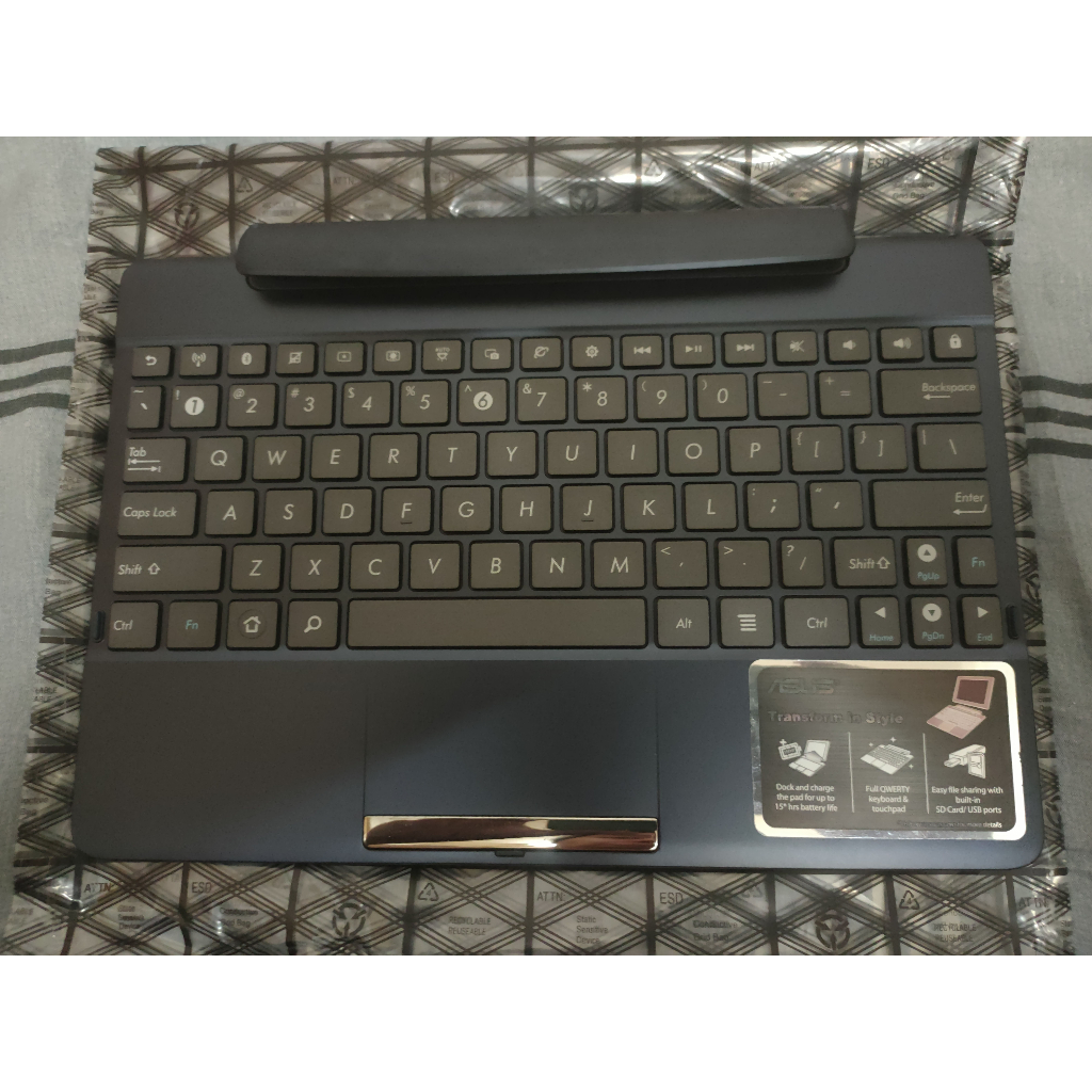 ASUS 華碩 TF300T 平板電腦鍵盤底座 (全新品 - 含電池)